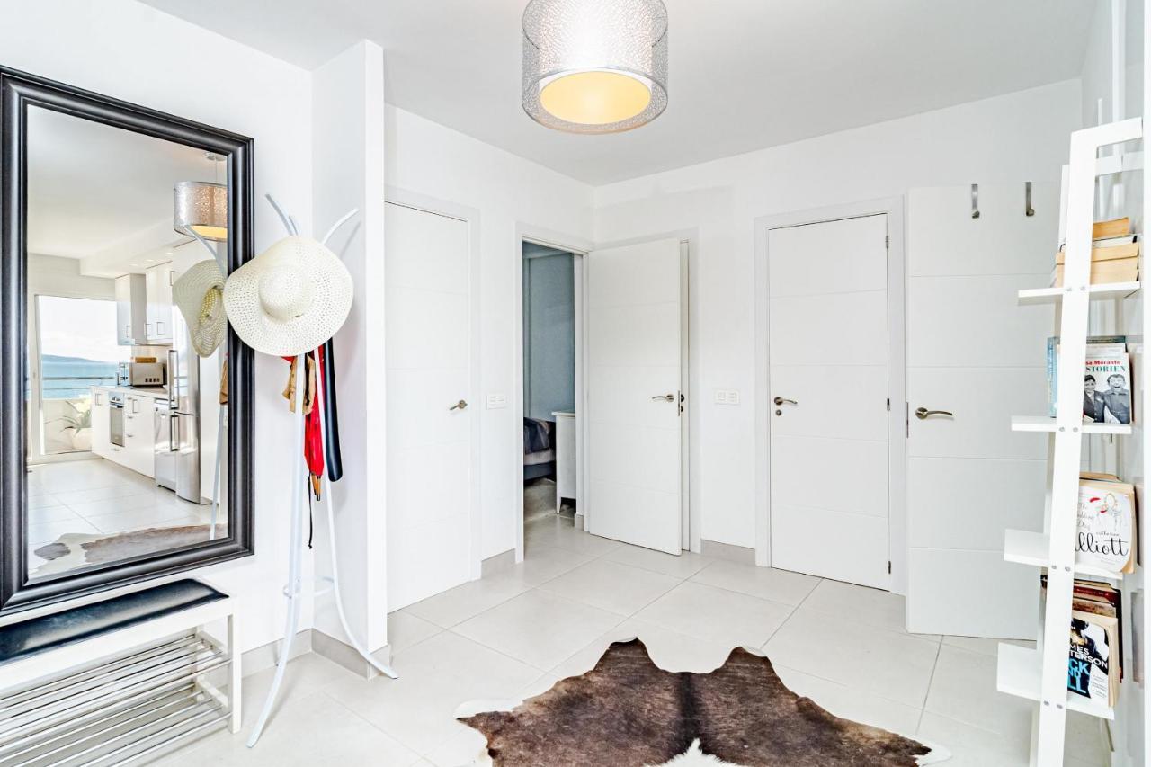 Cp - Modern Beachside Apartment In Estepona Exterior photo